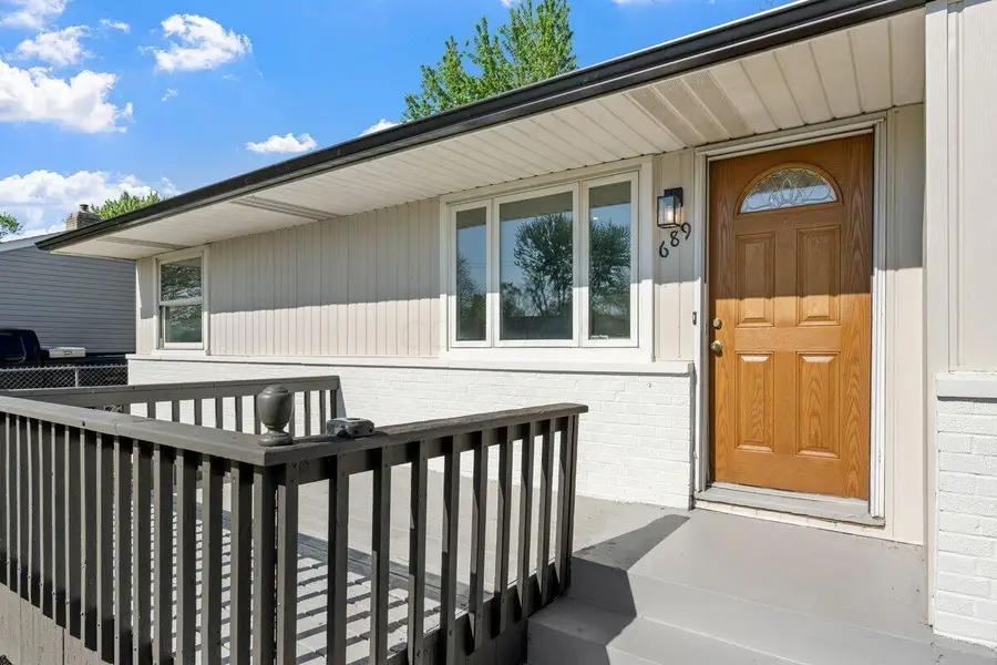 689 Georgian Drive, Columbus, OH 43228 - #2