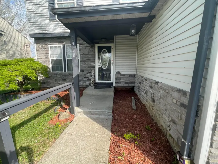 6900 Brockland Drive, Reynoldsburg, OH 43068 - #3