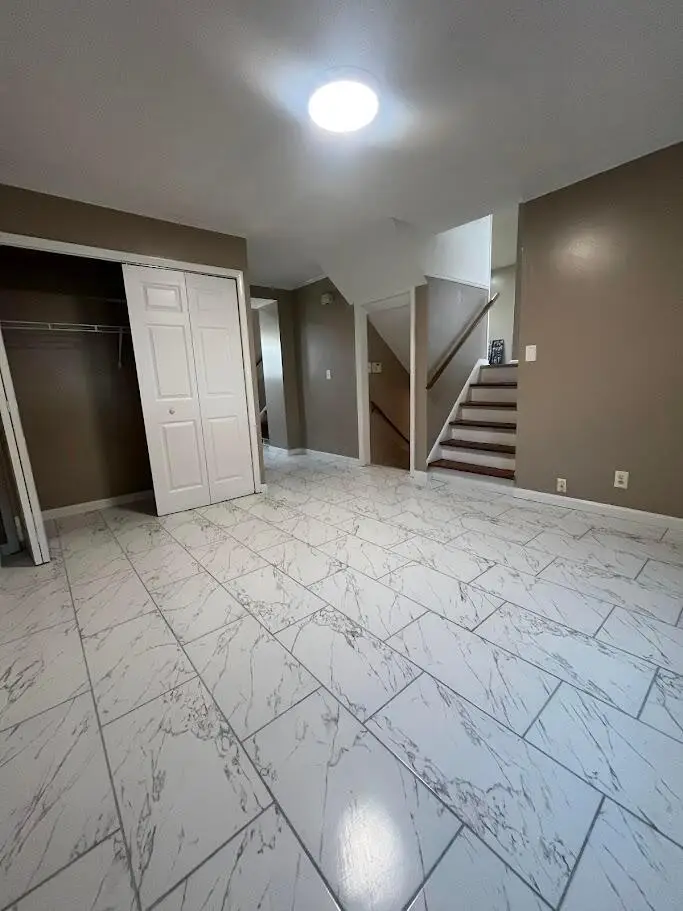 4366 E Mound Street, Columbus, OH 43227 - #2
