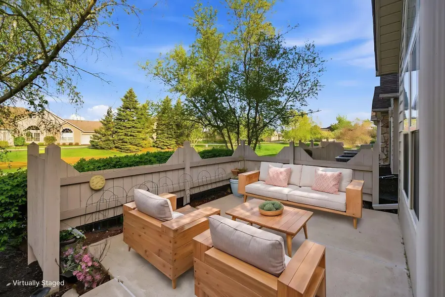 1562 Center Park Drive, Marion, OH 43302 - #3