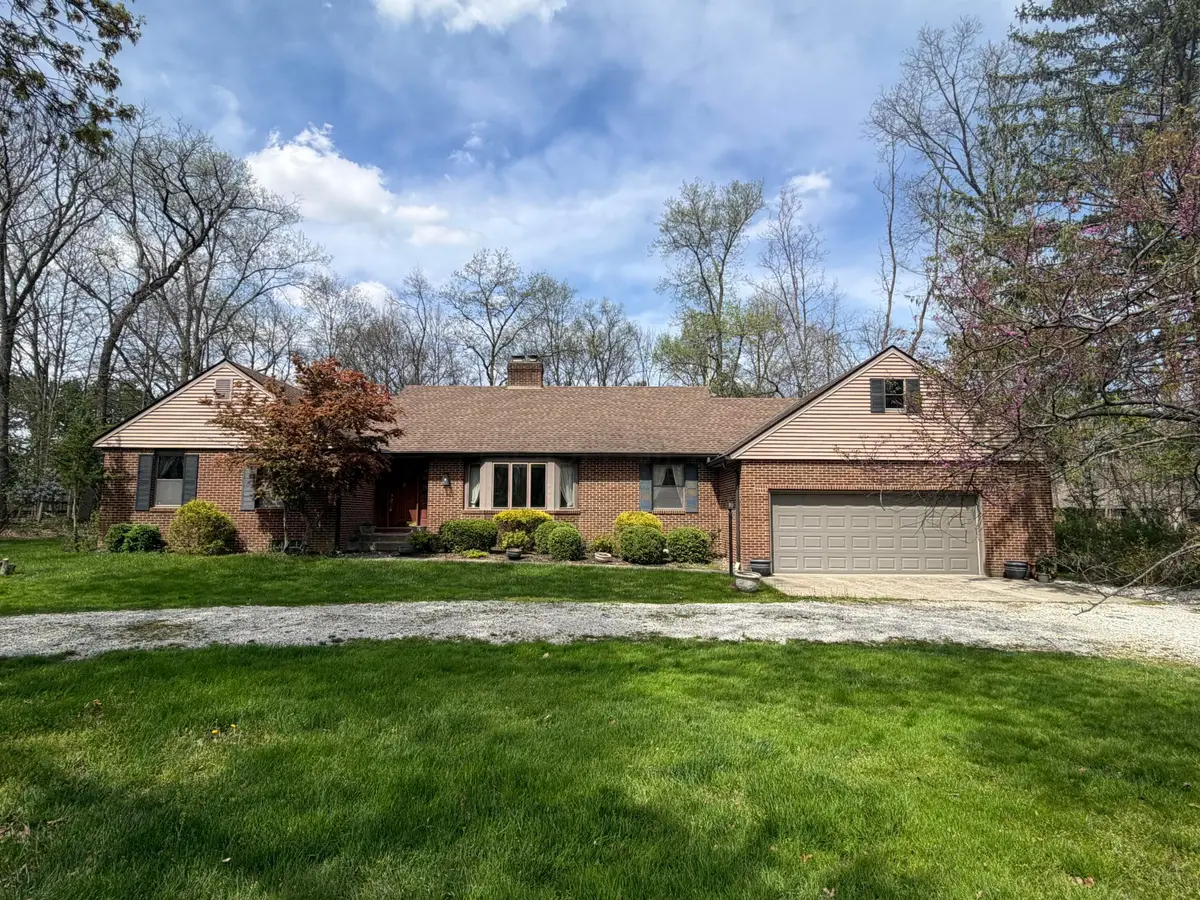 2434 Carriage Road, Powell, OH 43065 - #1