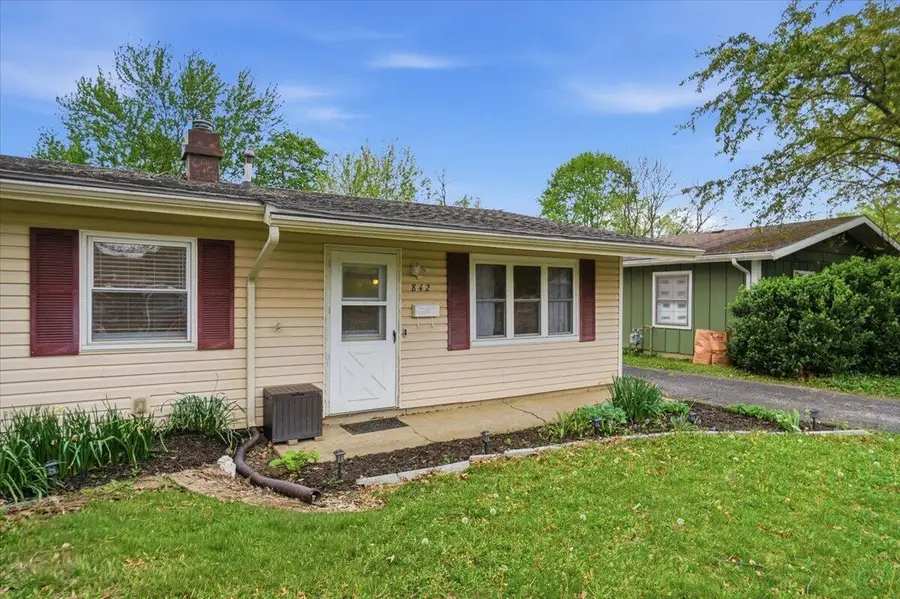 842 W 6th Street, Marysville, OH 43040 - #2