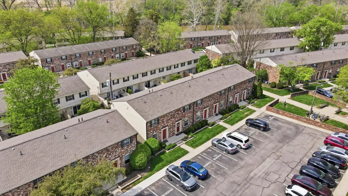 2565 Olde Hill Court S, Columbus, OH 43221 - #1