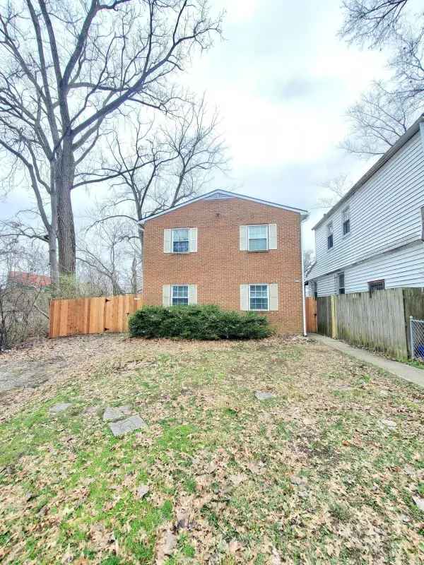 497 E Oakland Avenue, Columbus, OH 43202