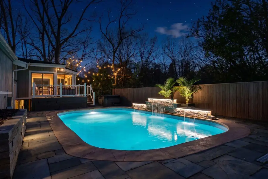 451 Fairlawn Drive, Columbus, OH 43214 - #3