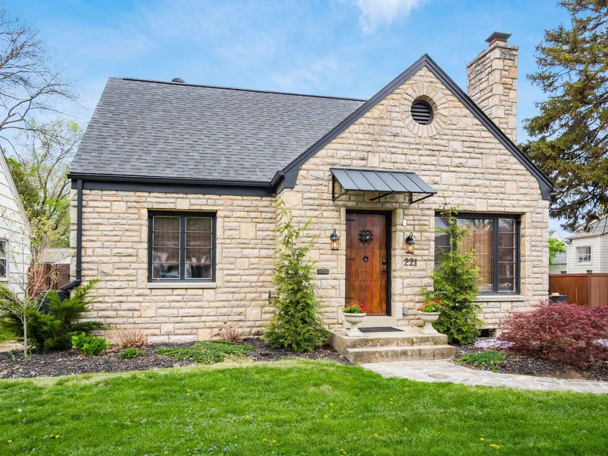 221 S Algonquin Avenue, Columbus, OH 43204 - #1
