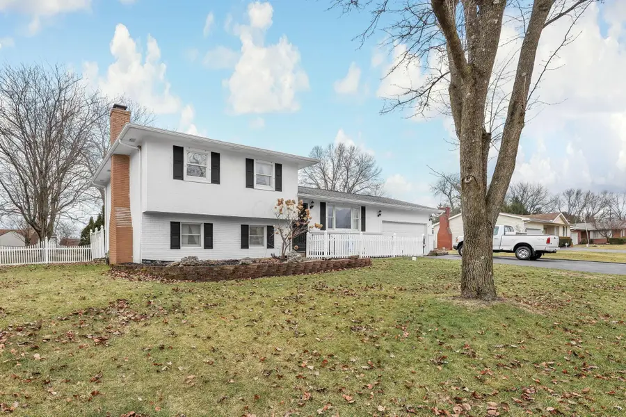 222 Deer Trail Road, Reynoldsburg, OH 43068 - #2