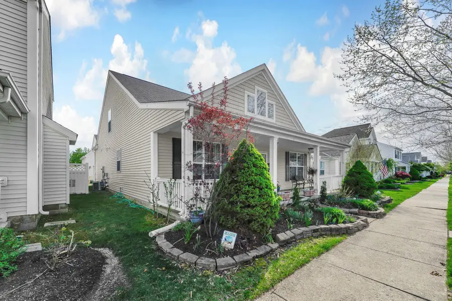 7227 Upper Albany Drive, New Albany, OH 43054 - #3
