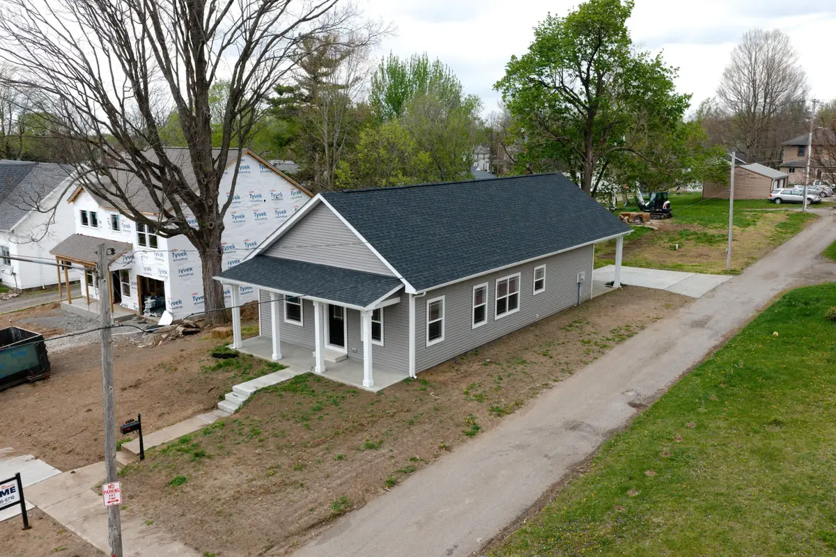 517 E Chillicothe Avenue, Bellefontaine, OH 43311 - #1