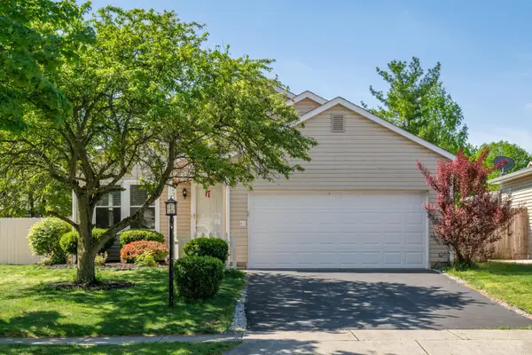 2295 Fernwood Avenue, Grove City, OH 43123