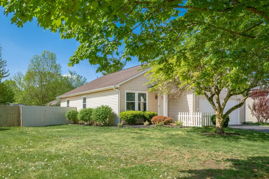 2295 Fernwood Avenue, Grove City, OH 43123 - #3