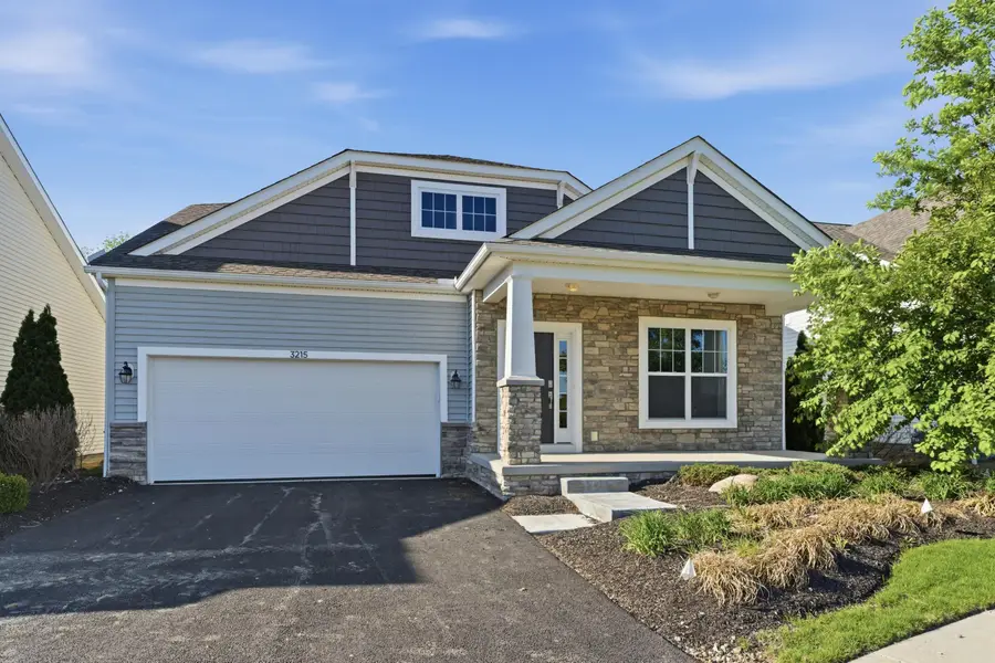 3215 Farmhouse Lane, Grove City, OH 43123 - #2