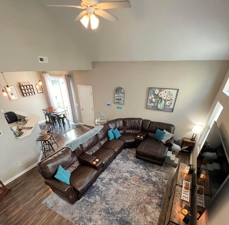 5652 Long Branch Place, Columbus, OH 43228 - #3