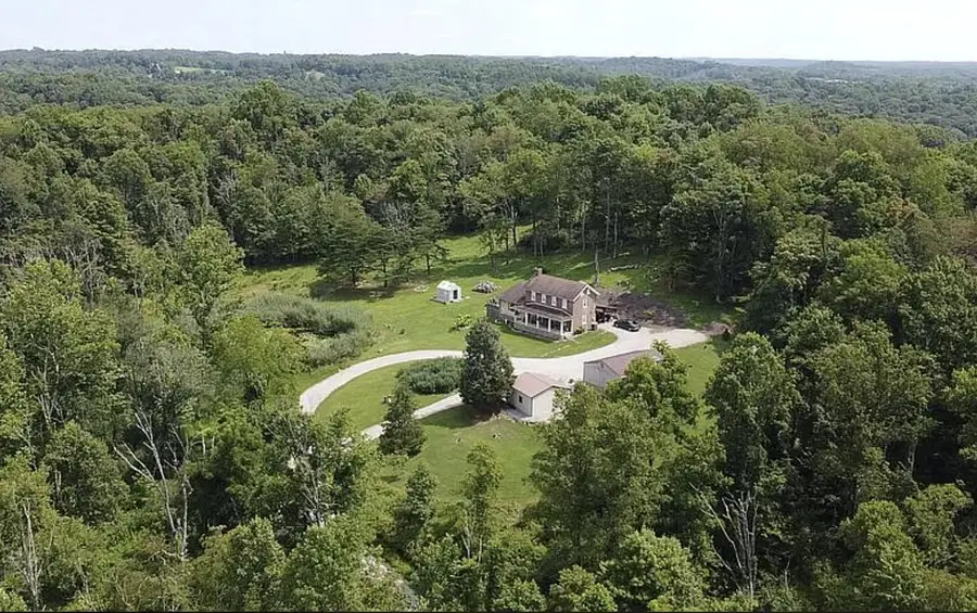 33165 Blackburn Road, Logan, OH 43138 - #3