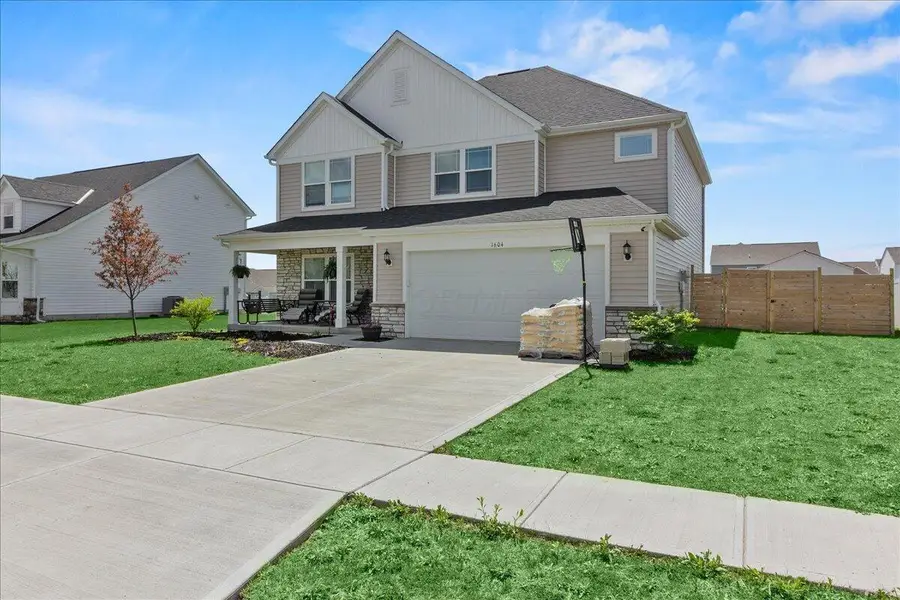 1604 Raymond Avenue, Bellefontaine, OH 43311 - #2