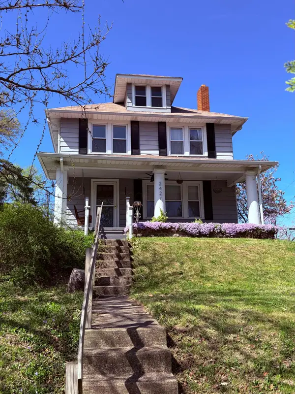 2424 Westwood Drive, Columbus, OH 43204