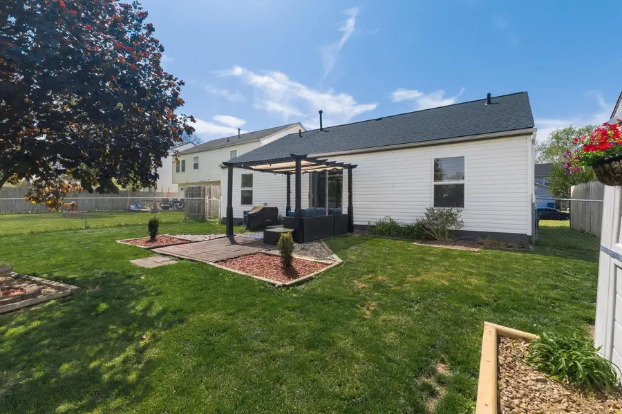 1684 Eastbrook Drive N, Columbus, OH 43223 - #3