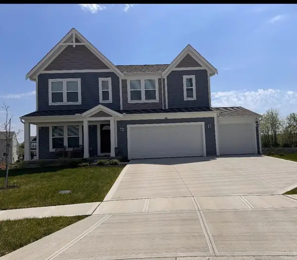 400 Waterlily Lane, Pataskala, OH 43062
