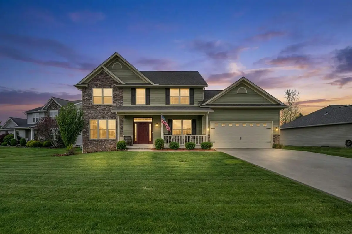 27 Fieldcrest Drive, Centerburg, OH 43011 - #1