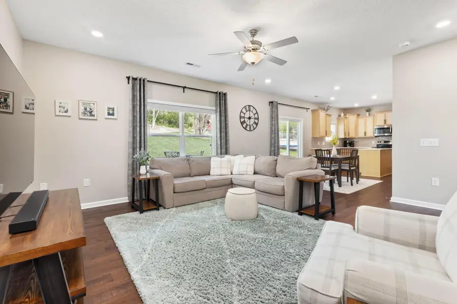 504 Danbury Drive, Lancaster, OH 43130 - #3