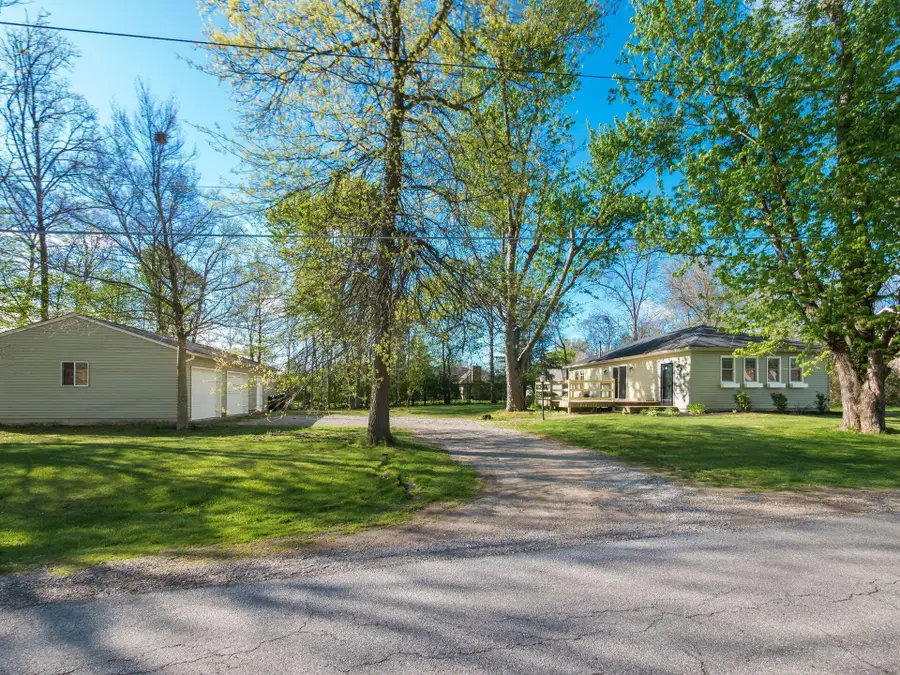 139 W Hiawatha Drive, Powell, OH 43065 - #3