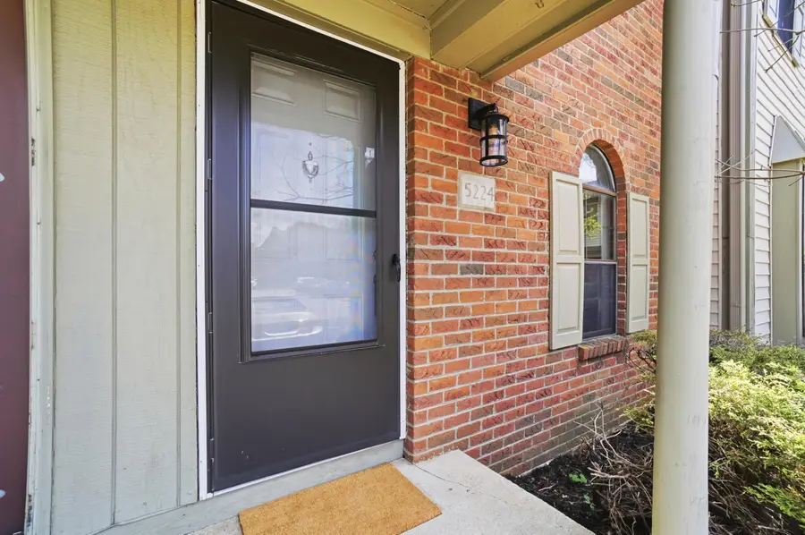 5224 Brandy Oaks Lane, Columbus, OH 43220 - #2