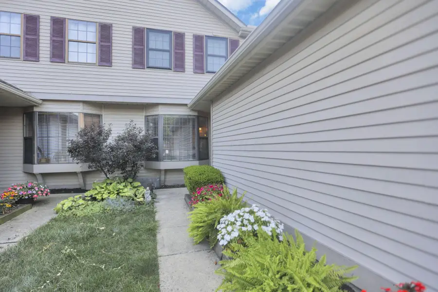 1143 Brookview Circle, Pickerington, OH 43147 - #3