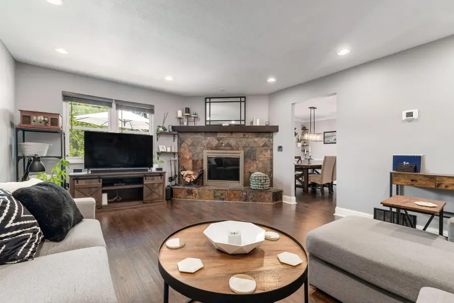 325 Madison Street, Groveport, OH 43125 - #2