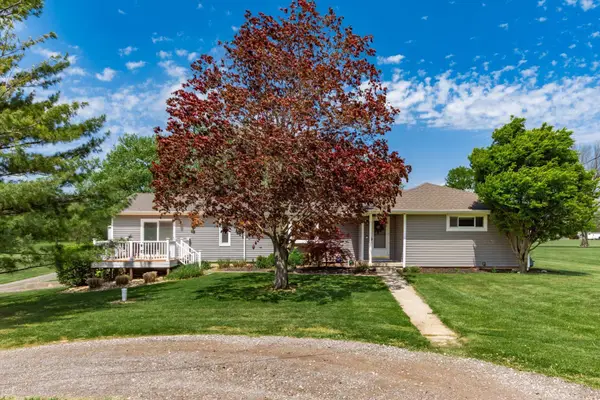 1812 Zuber Road, Grove City, OH 43123