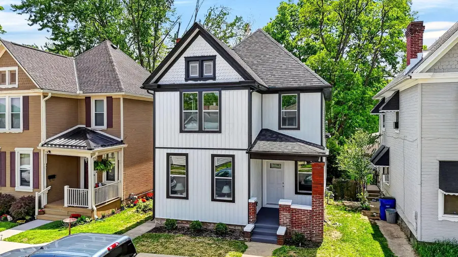 142 E 7th Street, Chillicothe, OH 45601 - #2