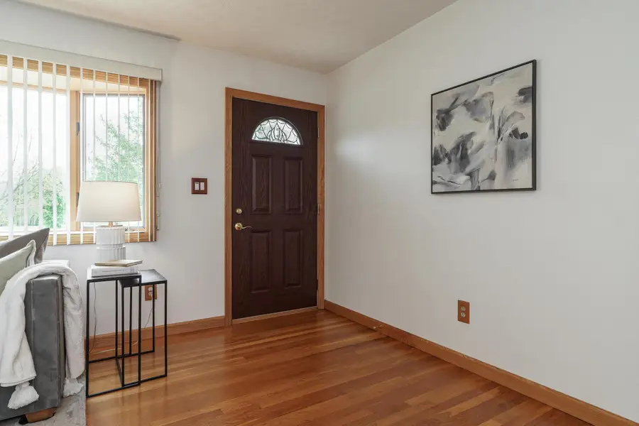 318 E Stanton Avenue, Columbus, OH 43214 - #3