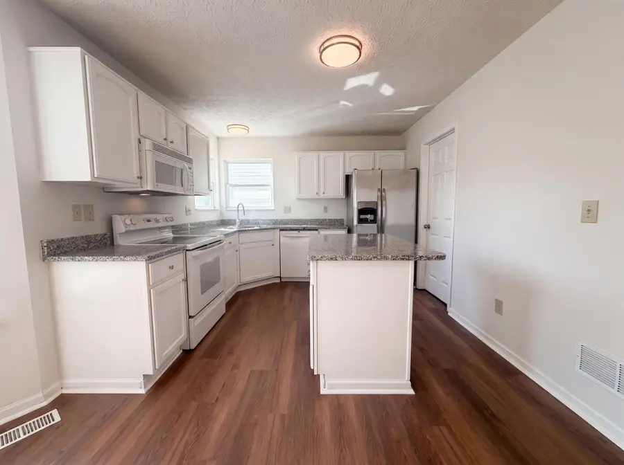 5074 Langcroft Drive, Hilliard, OH 43026 - #2