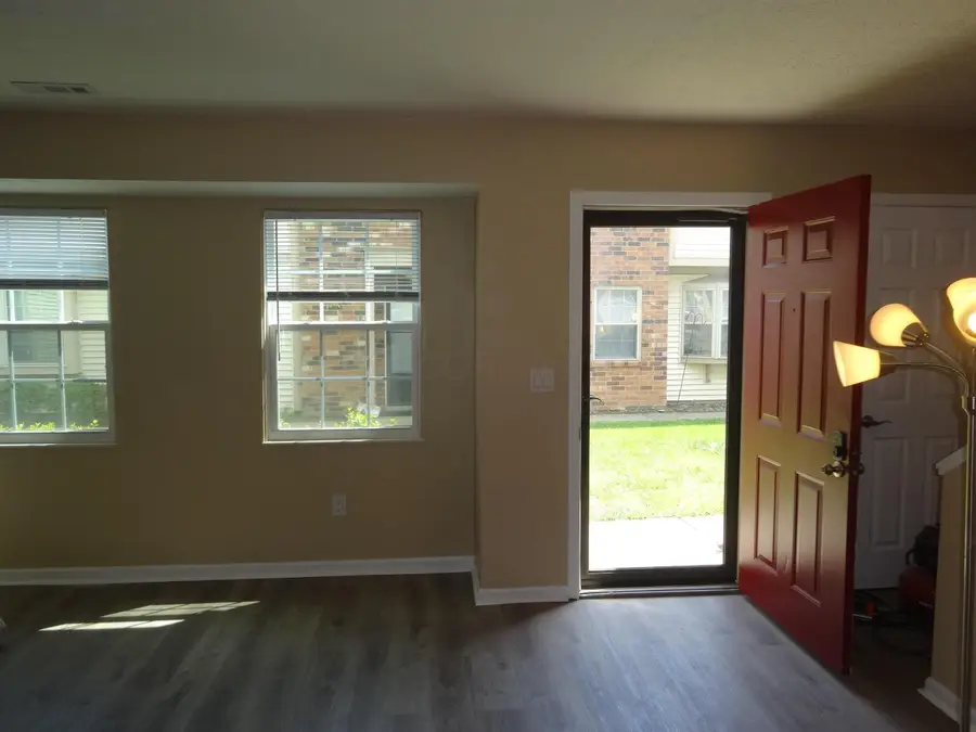 1737 Worthington Run Drive, Columbus, OH 43235 - #2