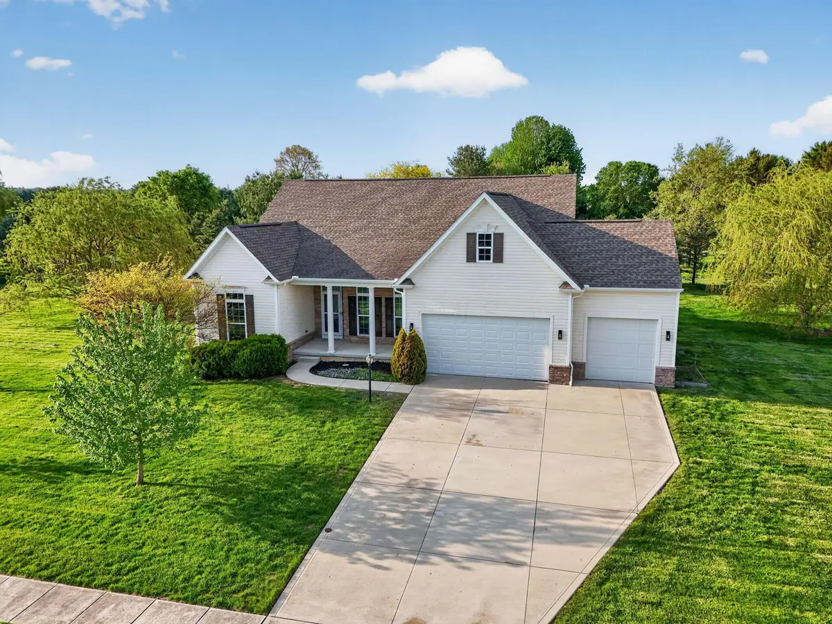 100 York Gate Drive, Pataskala, OH 43062 - #1