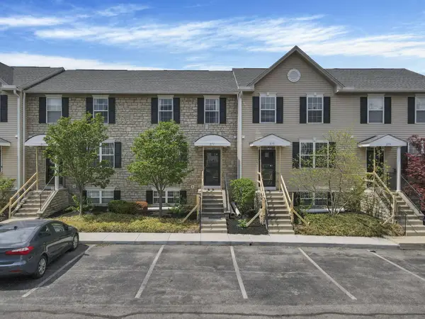 271 Oxford Oak Drive, Blacklick, OH 43004