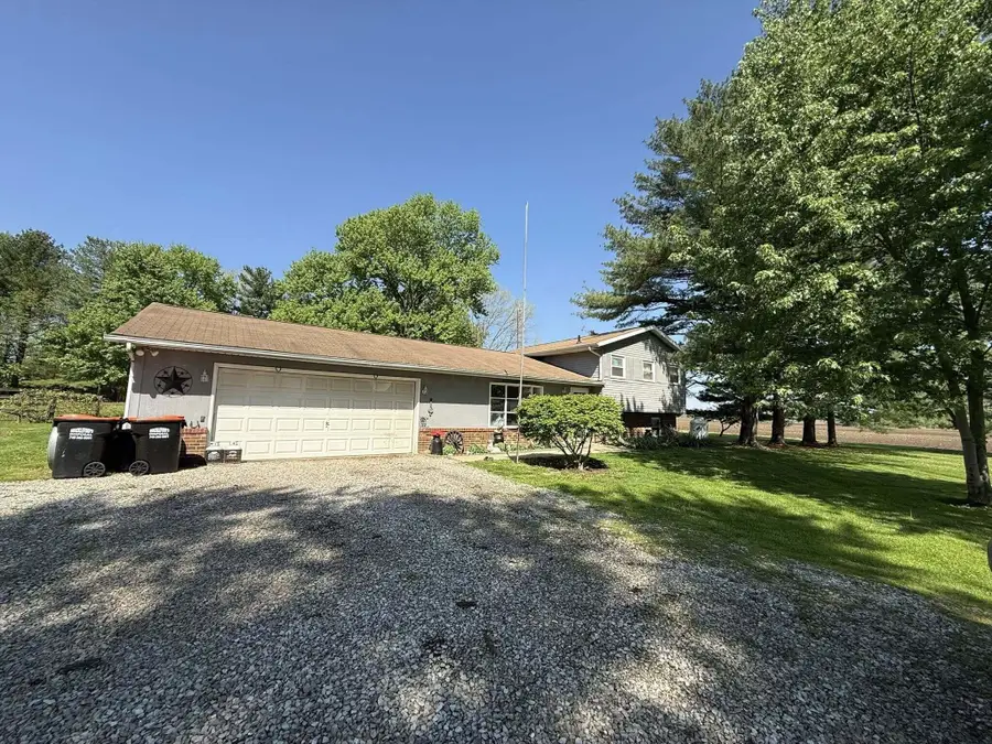 1260 S County Line Road, Johnstown, OH 43031 - #2