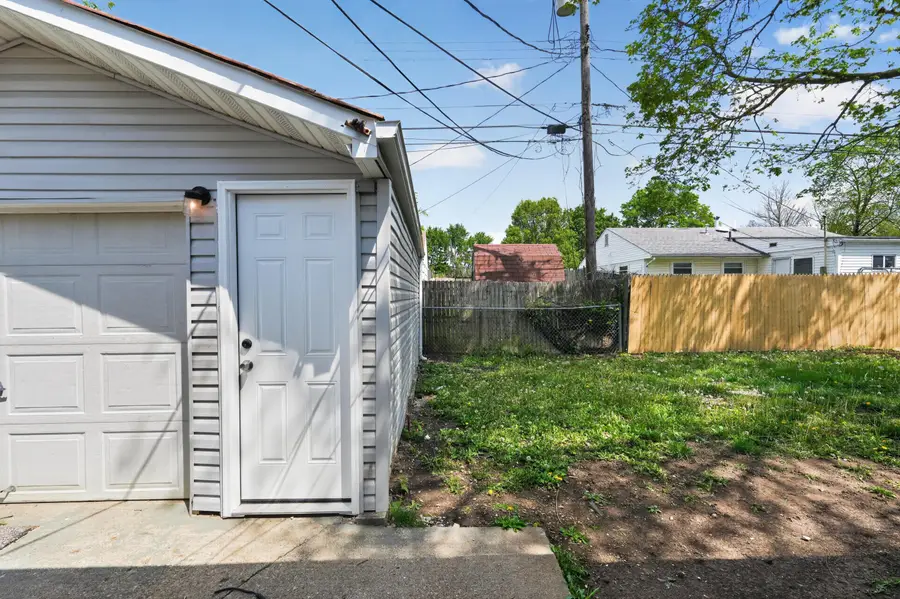 1920 Marsdale Avenue, Columbus, OH 43223 - #3