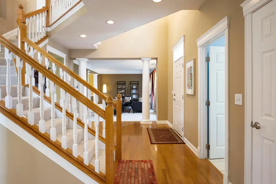 7033 Cunningham Drive, New Albany, OH 43054 - #3