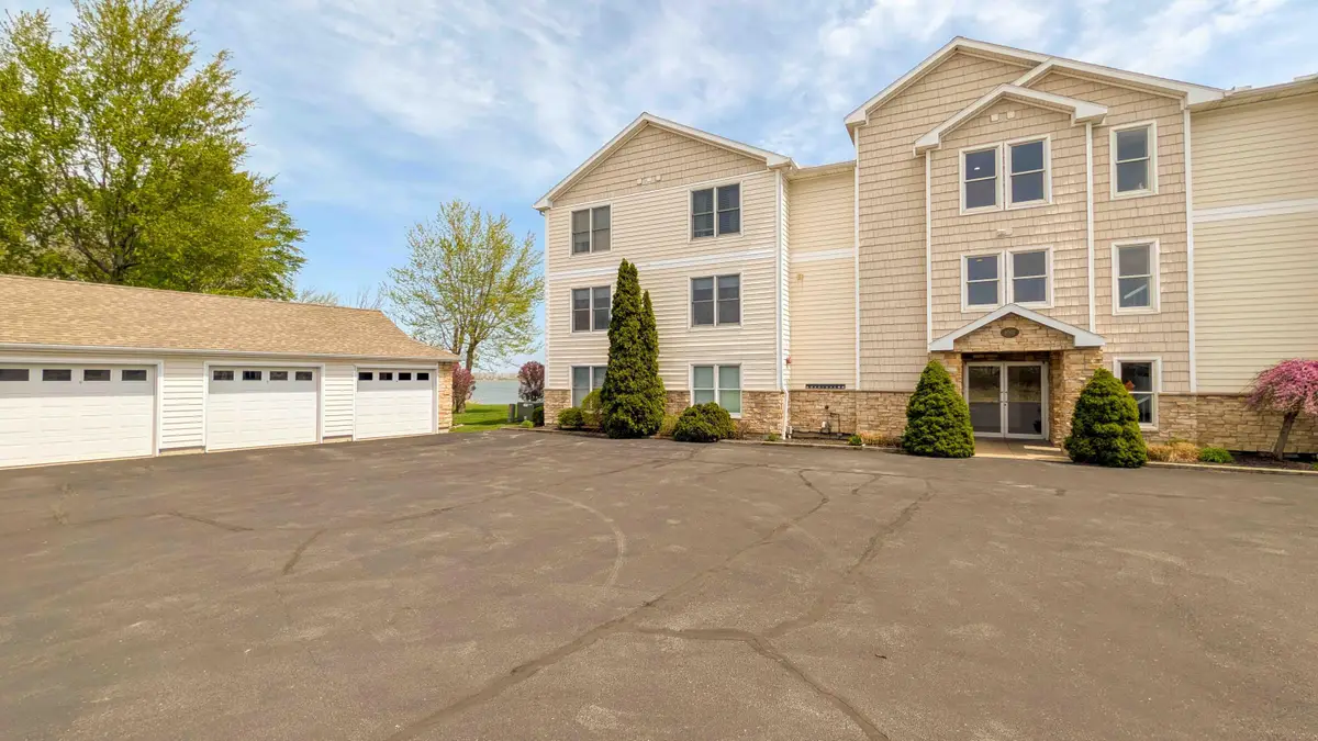 6005 E Harbor Road, Marblehead, OH 43440 - #1