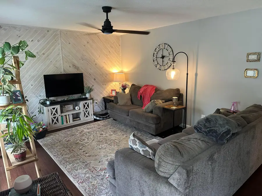 397 Mccutcheon Road, Columbus, OH 43230 - #3