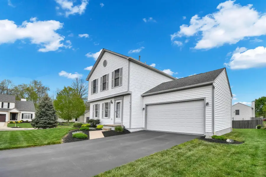801 Whitehead Drive, Pataskala, OH 43062 - #3