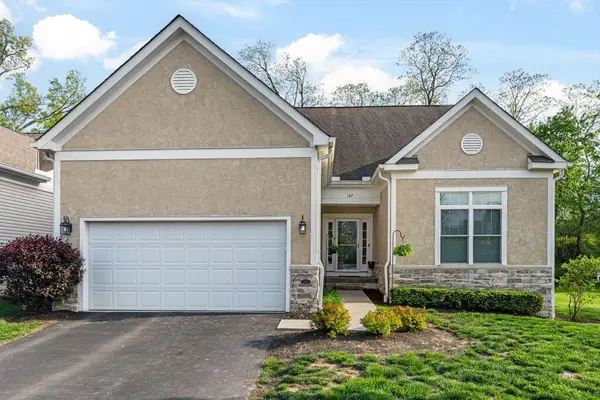 167 Creekside Green Drive, Gahanna, OH 43230