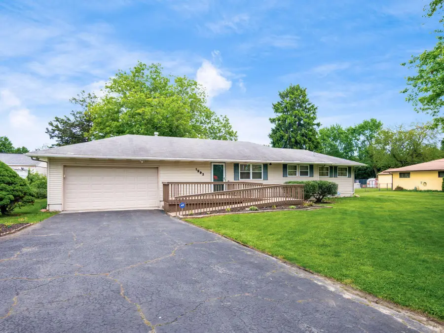 1992 Brown Road, Grove City, OH 43123 - #2