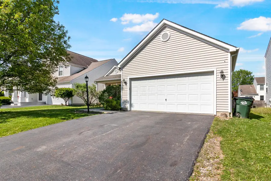 1171 Willow Oak Drive, Blacklick, OH 43004 - #2