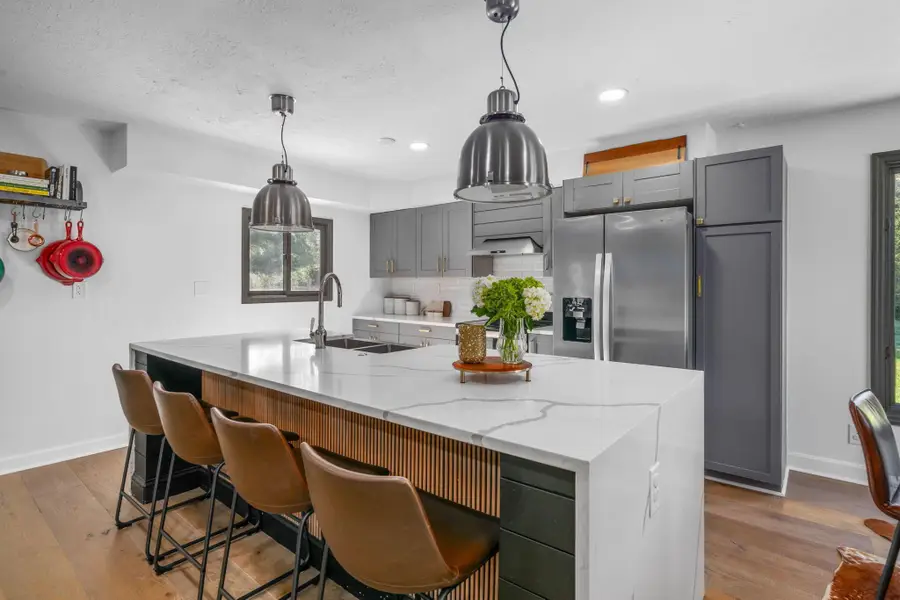 1201 Carriage Road, Powell, OH 43065 - #3