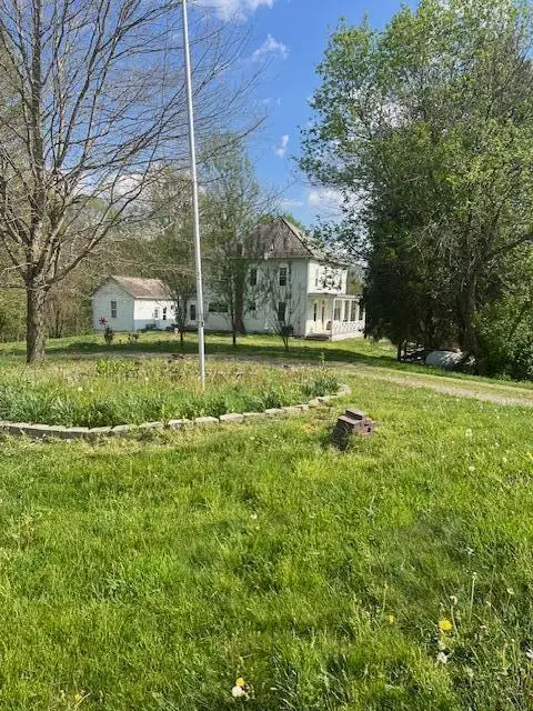 5470 N River Road E, Zanesville, OH 43701 - #3