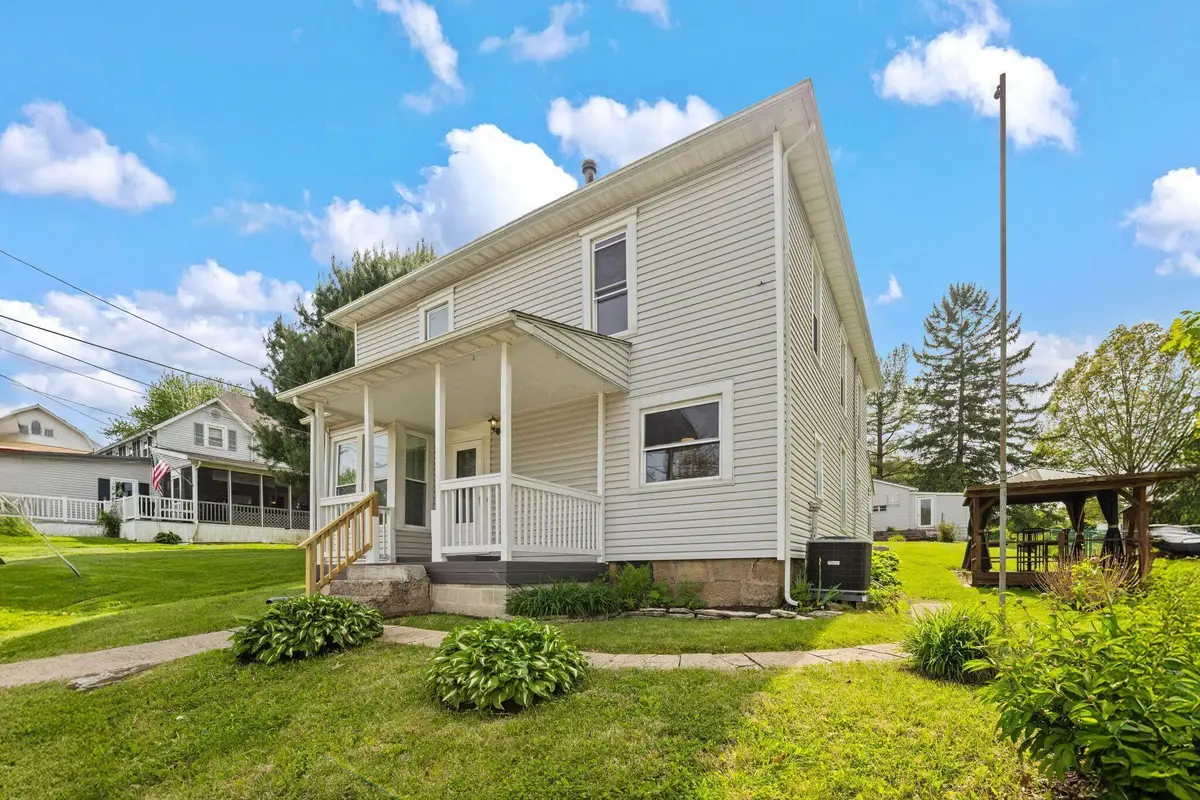 233 N Columbus Street, Somerset, OH 43783 - #1