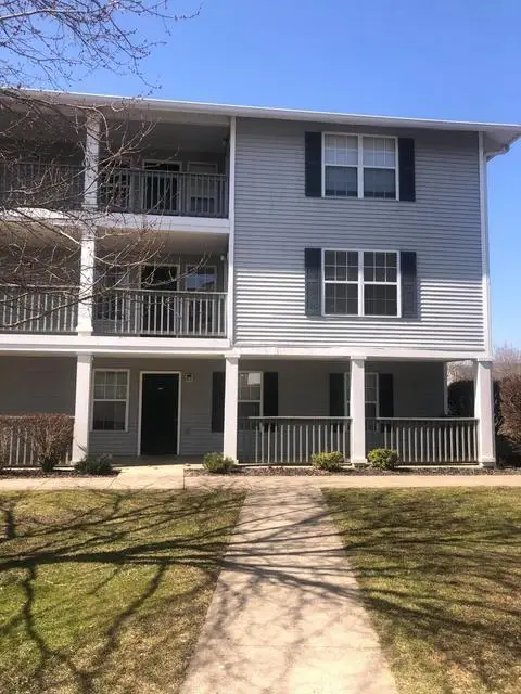 15 S Shafer Street, Athens, OH 45701