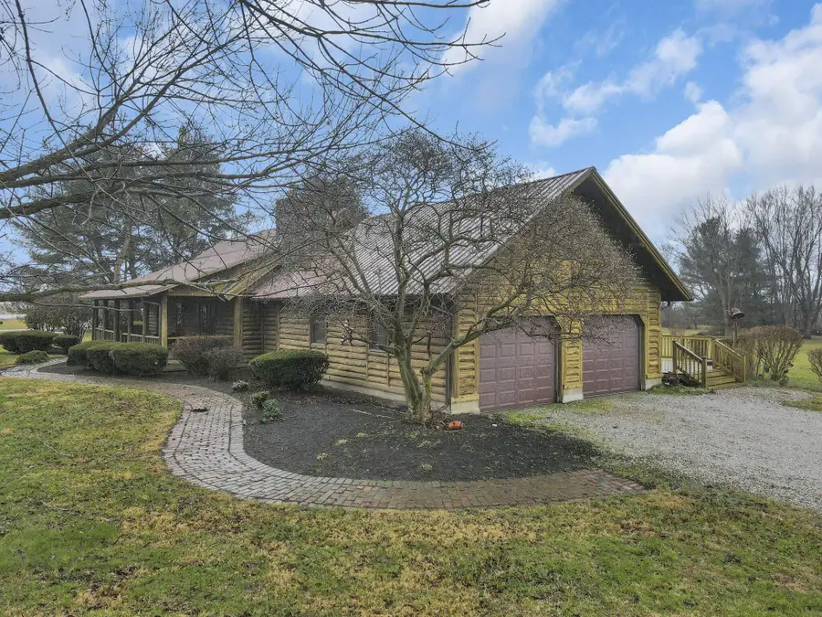 3591 Richland Road Ne, Pleasantville, OH 43148 - #3