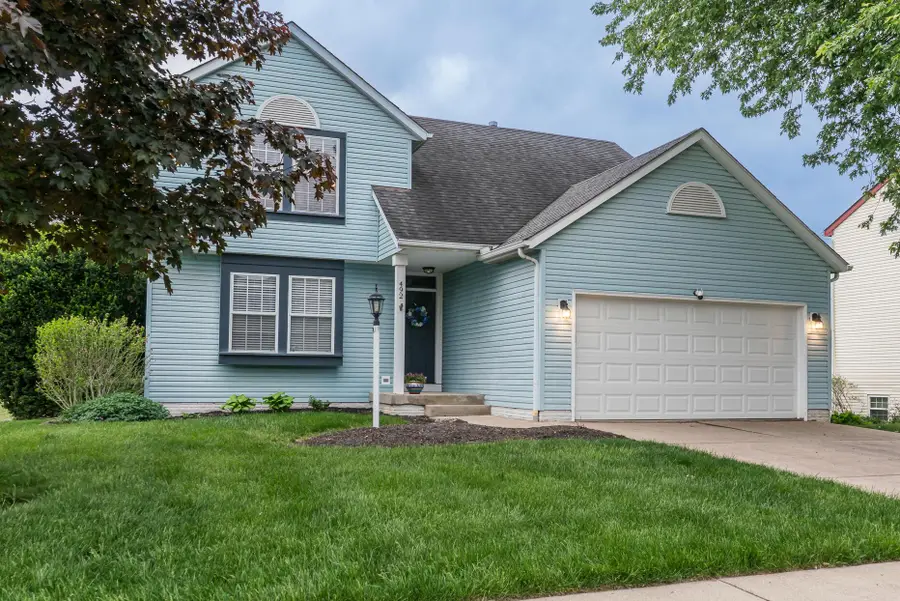 492 Rambling Brook Drive, Pickerington, OH 43147 - #2